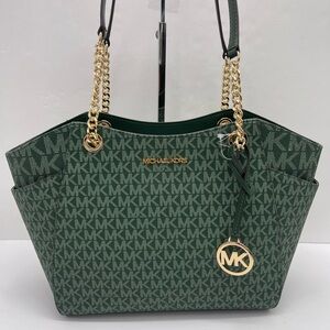 MICHAEL KORS 
Jet Set Travel Large Signature Chain Shoulder Tote Bag
Moss
NWT
